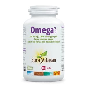El Omega 3 de Sura Vitasan es un suplemento de alta pureza y concentración en EPA y DHA, ácidos grasos esenciales que ofrecen múltiples beneficios durante la menopausia. Contribuye a mejorar la salud cardiovascular, reduciendo triglicéridos y protegiendo las arterias. También tiene efectos positivos sobre el estado de ánimo, ayudando a reducir la ansiedad, la irritabilidad y los altibajos emocionales frecuentes en esta etapa. Favorece la función cognitiva y protege frente al deterioro de la memoria. Además, tiene propiedades antiinflamatorias que pueden aliviar molestias articulares y musculares comunes en la madurez.